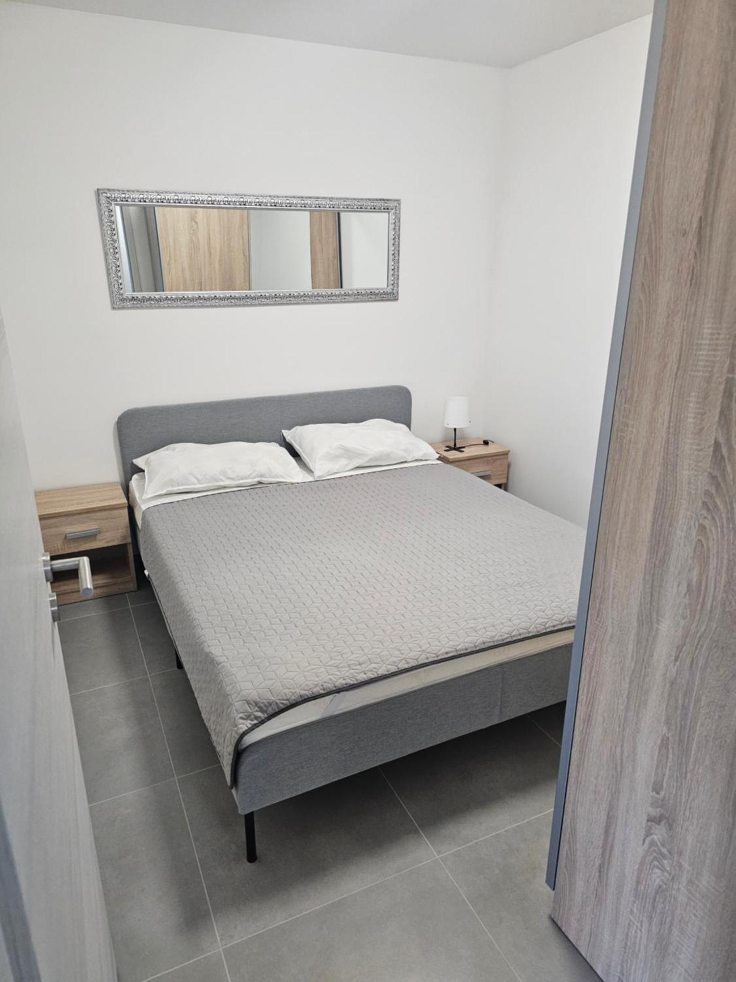 Apartma Bertoki Koper Bagian luar foto